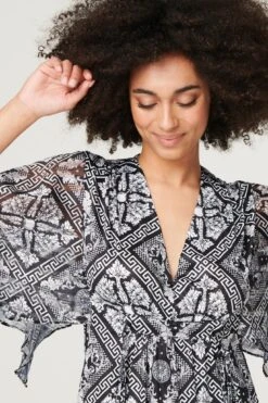 Printed Flare Sleeve Midi Dress -Hallmark Style D163660 BLACK AND WHITE 5