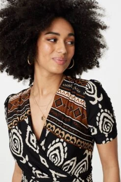 Printed 1/2 Sleeve Pleated Wrap Dress -Hallmark Style D165213 BLACKANDWHITE 4