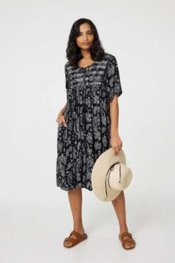 Paisley Print Keyhole Neck Relaxed Dress -Hallmark Style D170409 BLACK AND WHITE 1