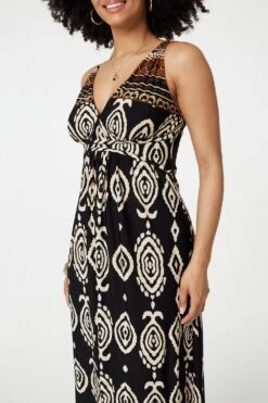 Printed Sleeveless Empire Maxi Dress -Hallmark Style D170661 BLACKANDWHITE 5