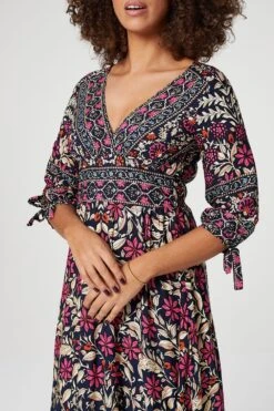 Vintage Floral 3/4 Sleeve Maxi Dress 16 Vintage Floral 3/4 Sleeve Maxi Dress -Hallmark Style D507183 MULTI NAVY 4