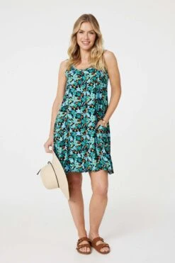 Floral Sleeveless Relaxed Short Dress 10 Floral Sleeveless Relaxed Short Dress -Hallmark Style D517363 MULTI BLACK 2